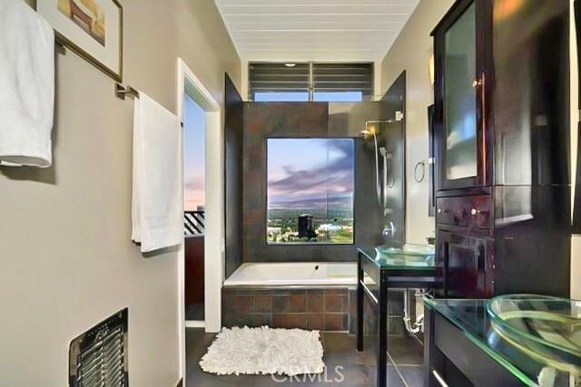 Building Photo - 3518 Multiview Dr