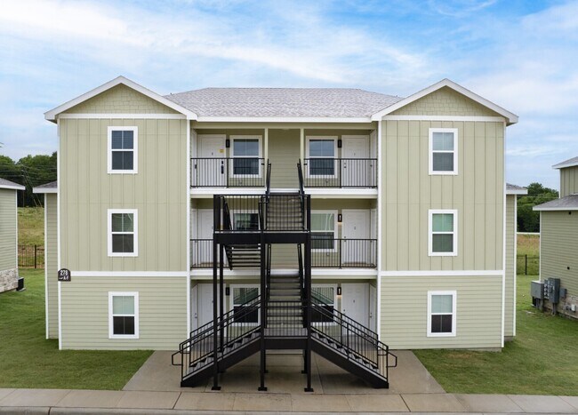 Building Photo - 278 Plez Morgan
