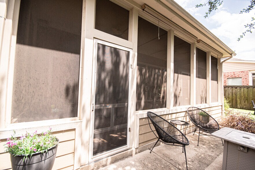 Building Photo - 2932 Vacherie Ln
