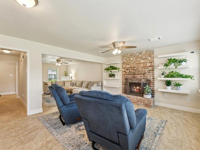 Building Photo - 15414 Lanswick Dr