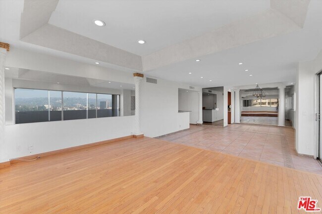 Building Photo - 10701 Wilshire Blvd