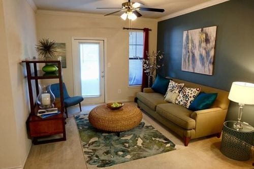 Building Photo - 11800 Dessau Rd