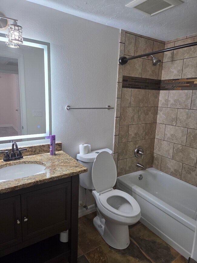 Building Photo - 3922 Cochise Terrace