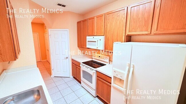 Building Photo - 6265 Contessa Dr