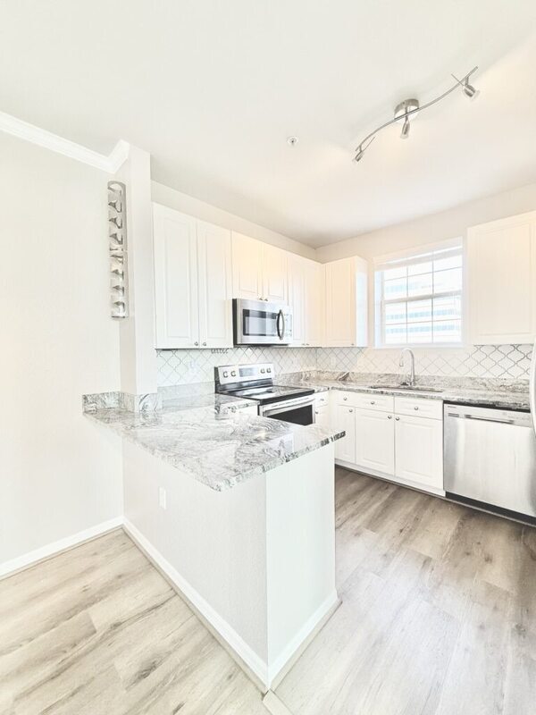 Building Photo - 4221 W Spruce St