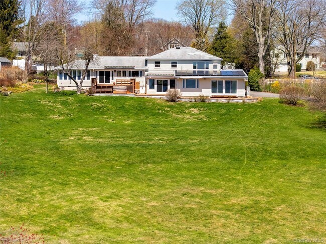 Building Photo - 34 Seven Oaks Ln