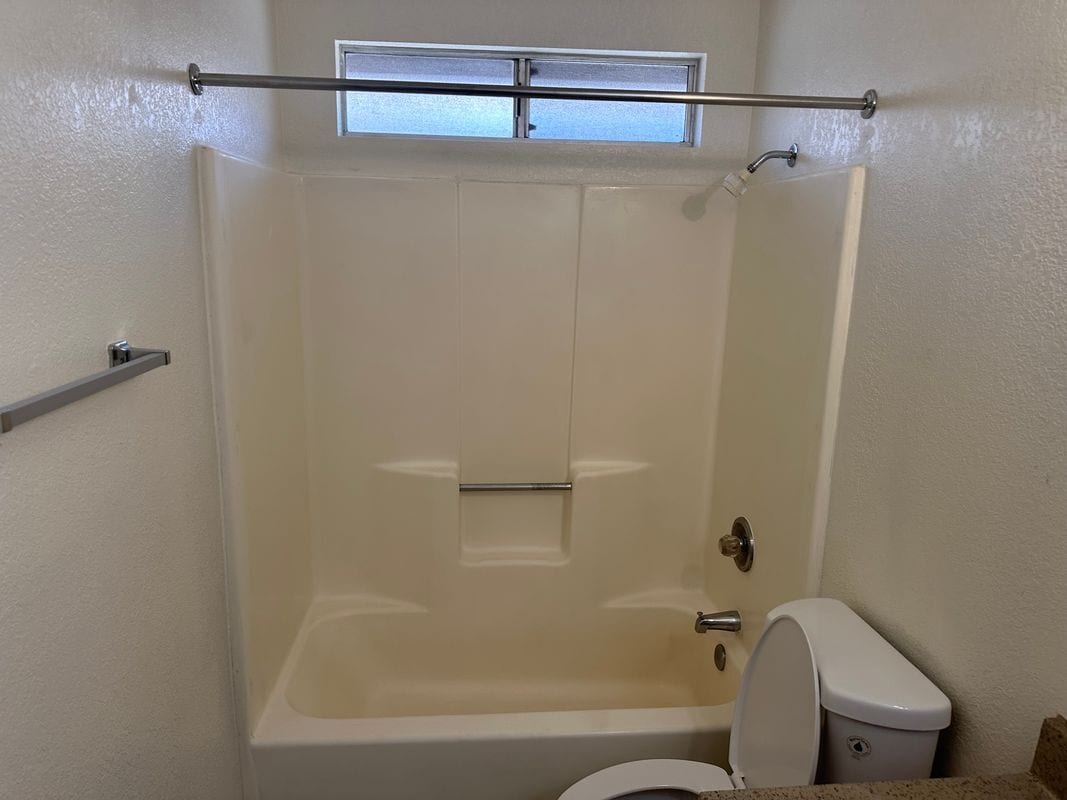 Building Photo - 16435 Orange St