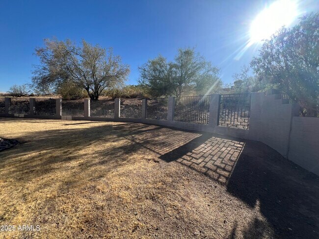 Building Photo - 15230 N Blackbird Dr