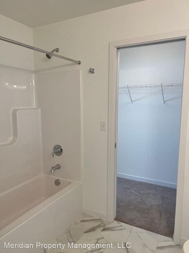 Building Photo - 3 br, 2 bath House - 4951 37th Ave S