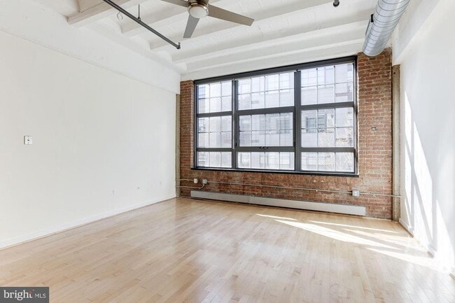 Building Photo - 1401 Church St NW