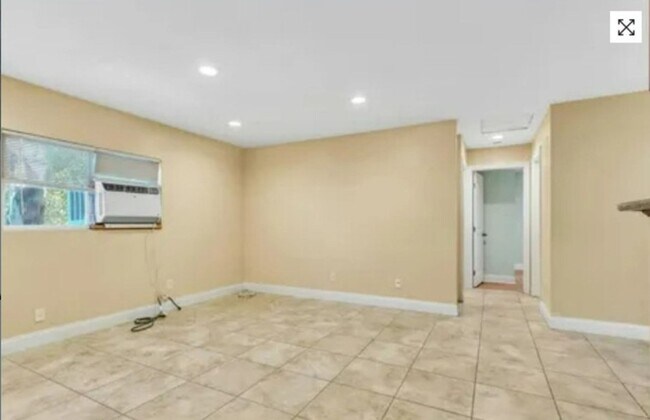 Building Photo - Beautiful 2 bedrooms 1 bath condo in Lakeside CA!!!!!