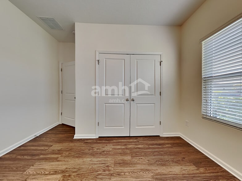 Building Photo - 8193 Golden Bamboo Dr
