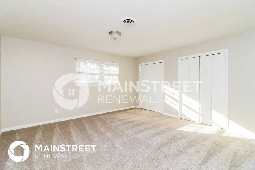 Building Photo - 953 Charleston Dr