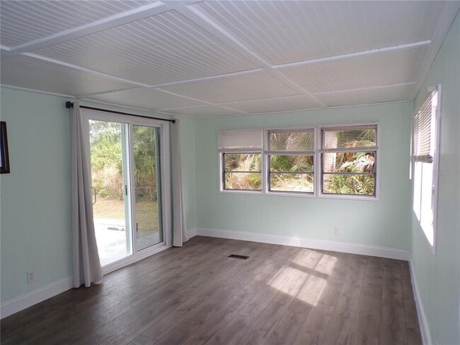 Building Photo - 3410 Bayside Pkwy