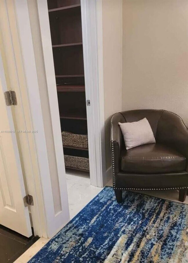 Building Photo - 2228 Polk St