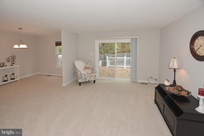 Building Photo - 8323 Stationhouse Ct