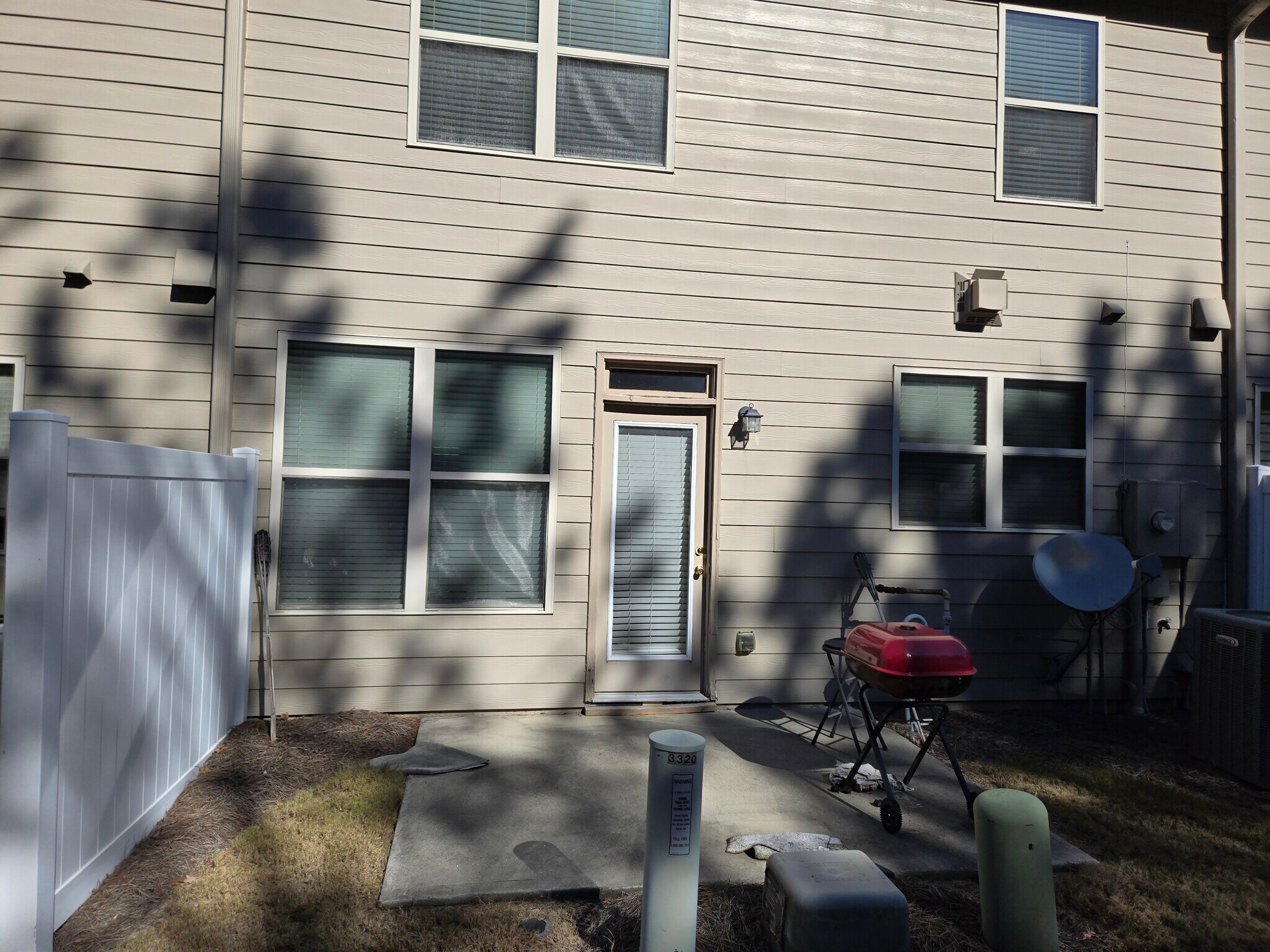 Building Photo - 3328 Sardis Bend Dr