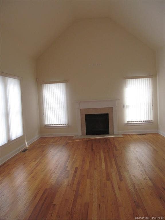 Building Photo - 6 Carla Dr