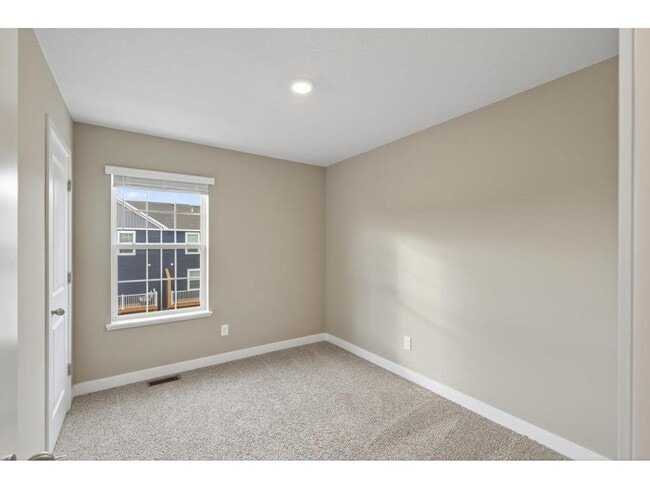 Building Photo - 6612 Hinterland Trl S