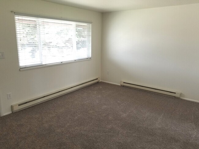 Building Photo - 311 S Cherry Hill Dr