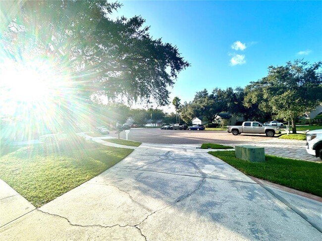 Building Photo - 10662 Crystal Springs Ct