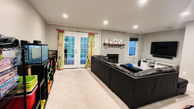 Building Photo - 12480 Sweet Leaf Ter