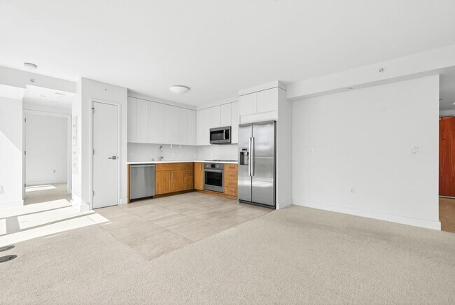 Building Photo - 629 Keeaumoku Street - Azure Ala Moana #1303