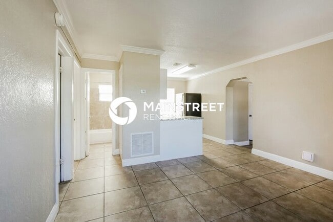 Building Photo - 2 Bedroom Pet-Friendly Home in Pompano Bea...