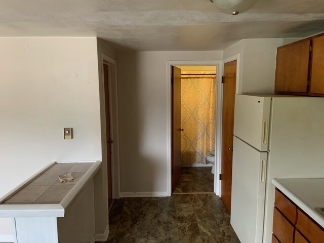 Kitchen - 105 Schell Ave