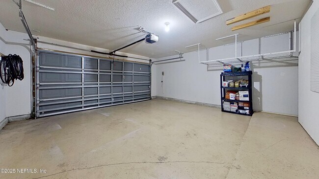 Building Photo - 12275 Deersong Dr