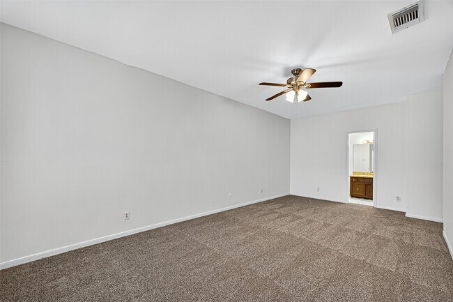 Building Photo - 7395 Regency Square Ct