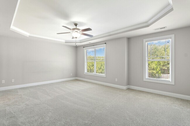 Building Photo - Charming and Freshly Updated Cul-de-Sac Home in Sanford!