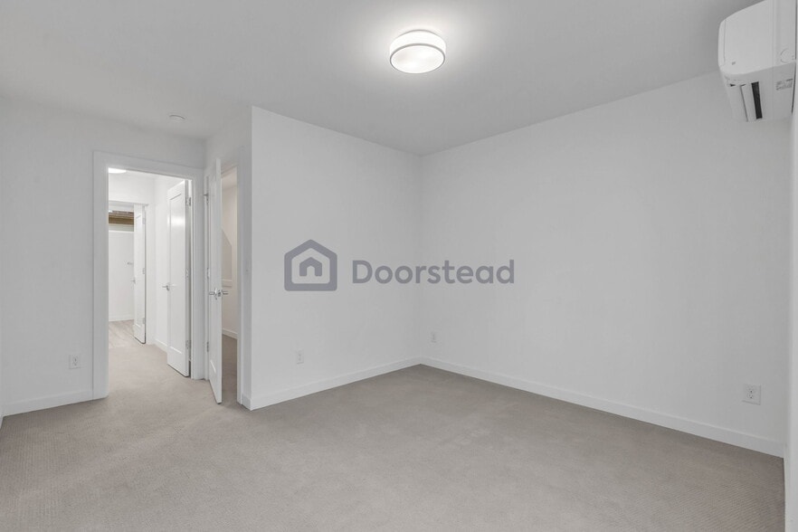 Building Photo - 6309 9th Ave NE