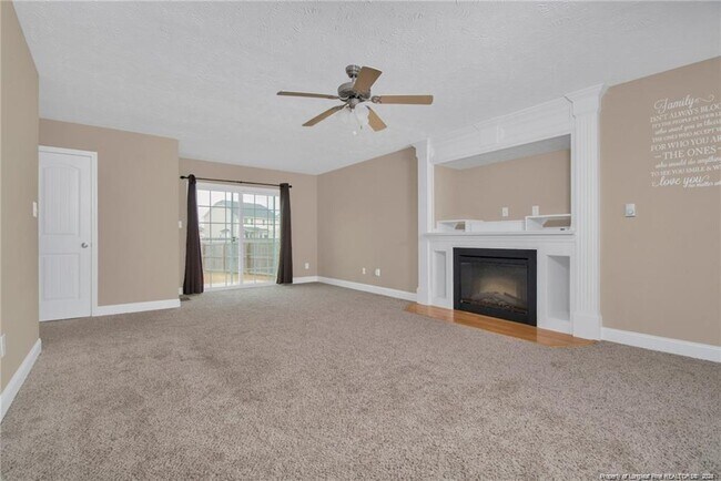 Building Photo - 4213 Pleasantburg Dr