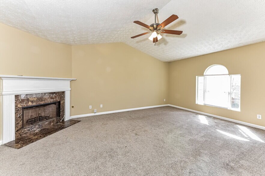 Building Photo - 735 Bridgewood Ct