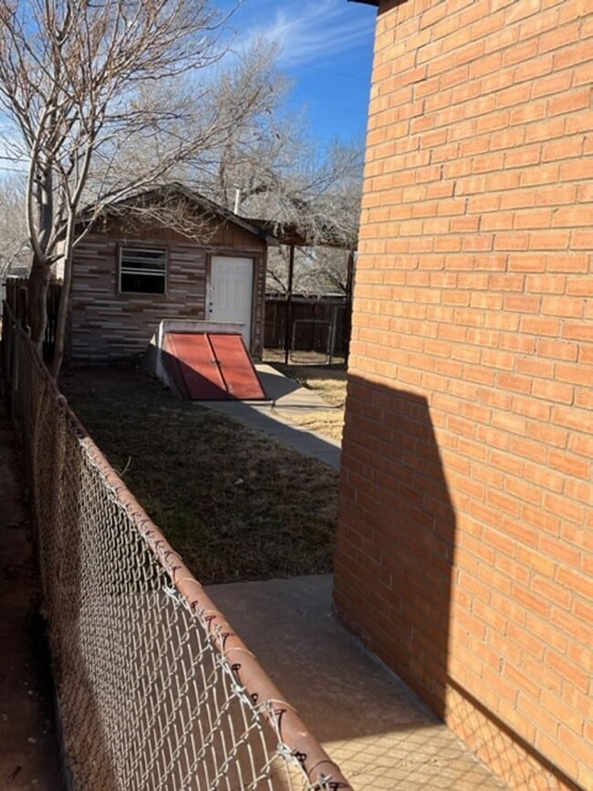 Building Photo - 107 N Alabama St