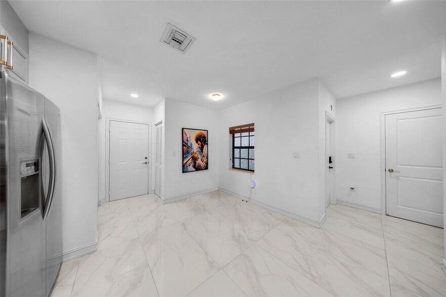 Building Photo - 2900 Hidden Harbour Ct