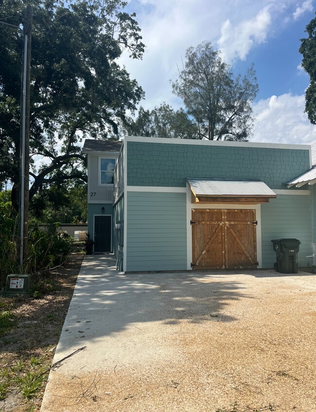Building Photo - 27 Neptune Rd