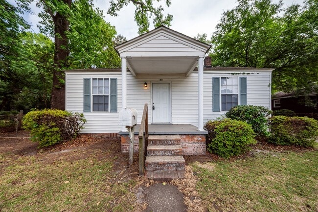 Building Photo - 3 Bedroom, 1 Bathroom Home in Dorchester Terrace - North Charleston