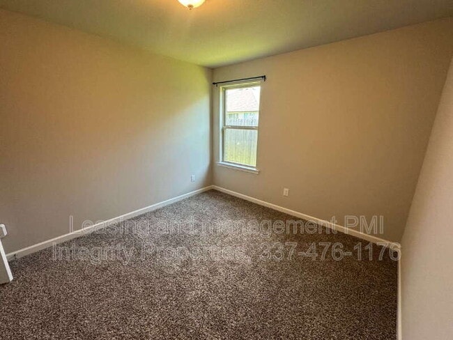 Building Photo - 113 S Lakepointe Dr