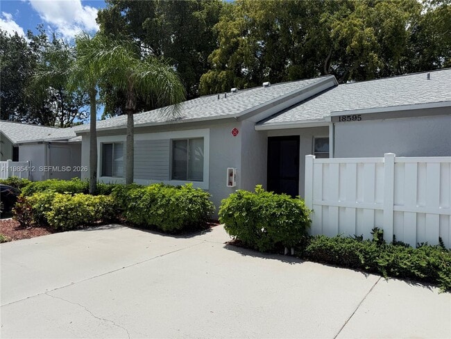 Building Photo - 18595 Egret Way