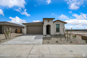 Building Photo - 24139 W Hess Ave