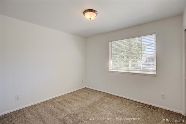 Building Photo - 10525 Tiger Chase