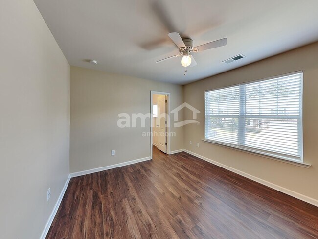 Building Photo - 2664 Southern Trace Dr