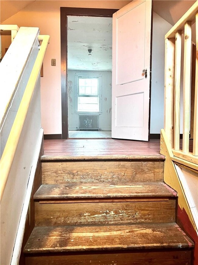 Building Photo - 126 Hooker Ave