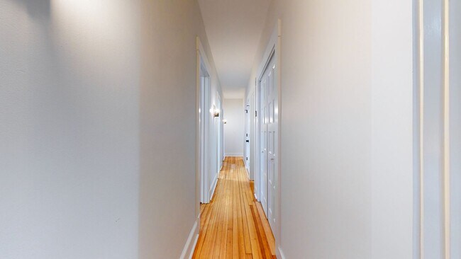 Building Photo - 276-278 Willow St