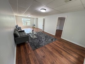 Building Photo - 1772 Ascot Run NW