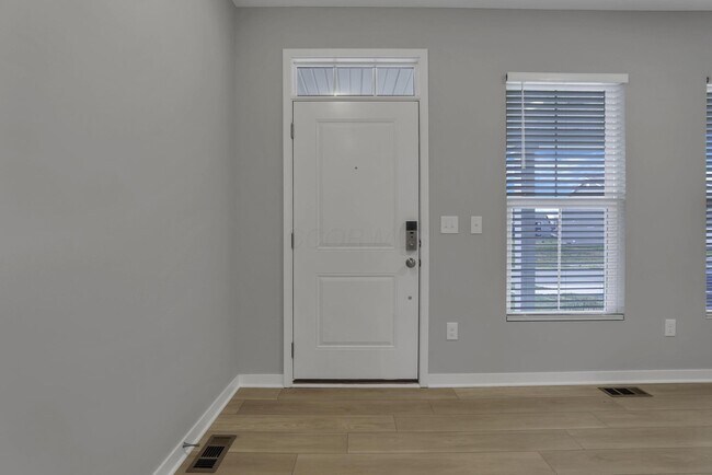 Building Photo - 3832 Old Glory Lp