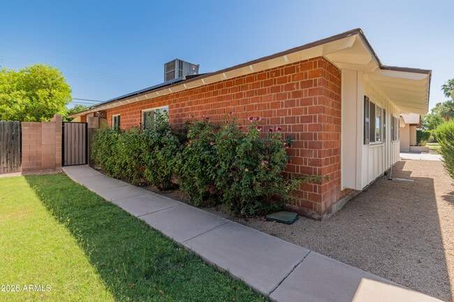 Building Photo - 8301 E Monterosa St