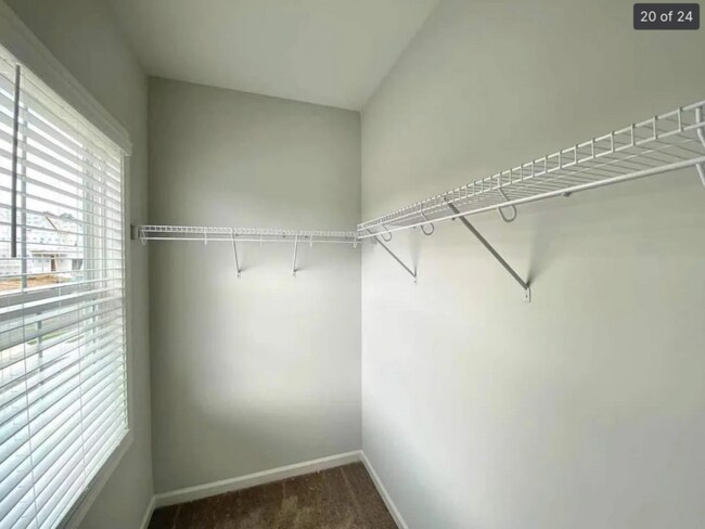 Building Photo - 166 Fieldbrook Xing